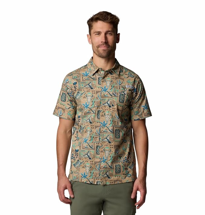 Columbia Men Wild Cast Camp Hiking and Trekking Short Sleeve Shirt