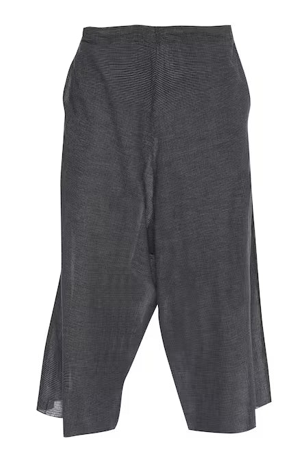 Urvashi Kaur  Black Cotton Checkered Pants